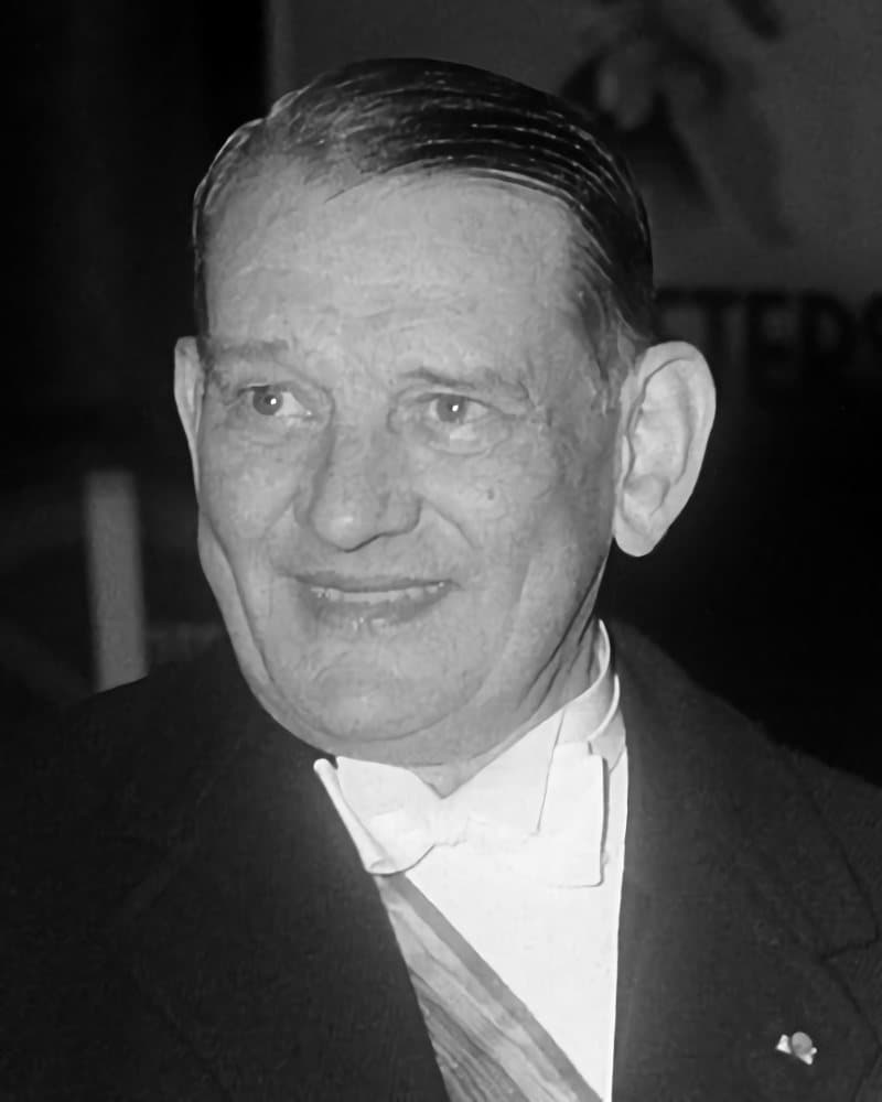 Portrait de René Coty, président de la République française, en 1954.